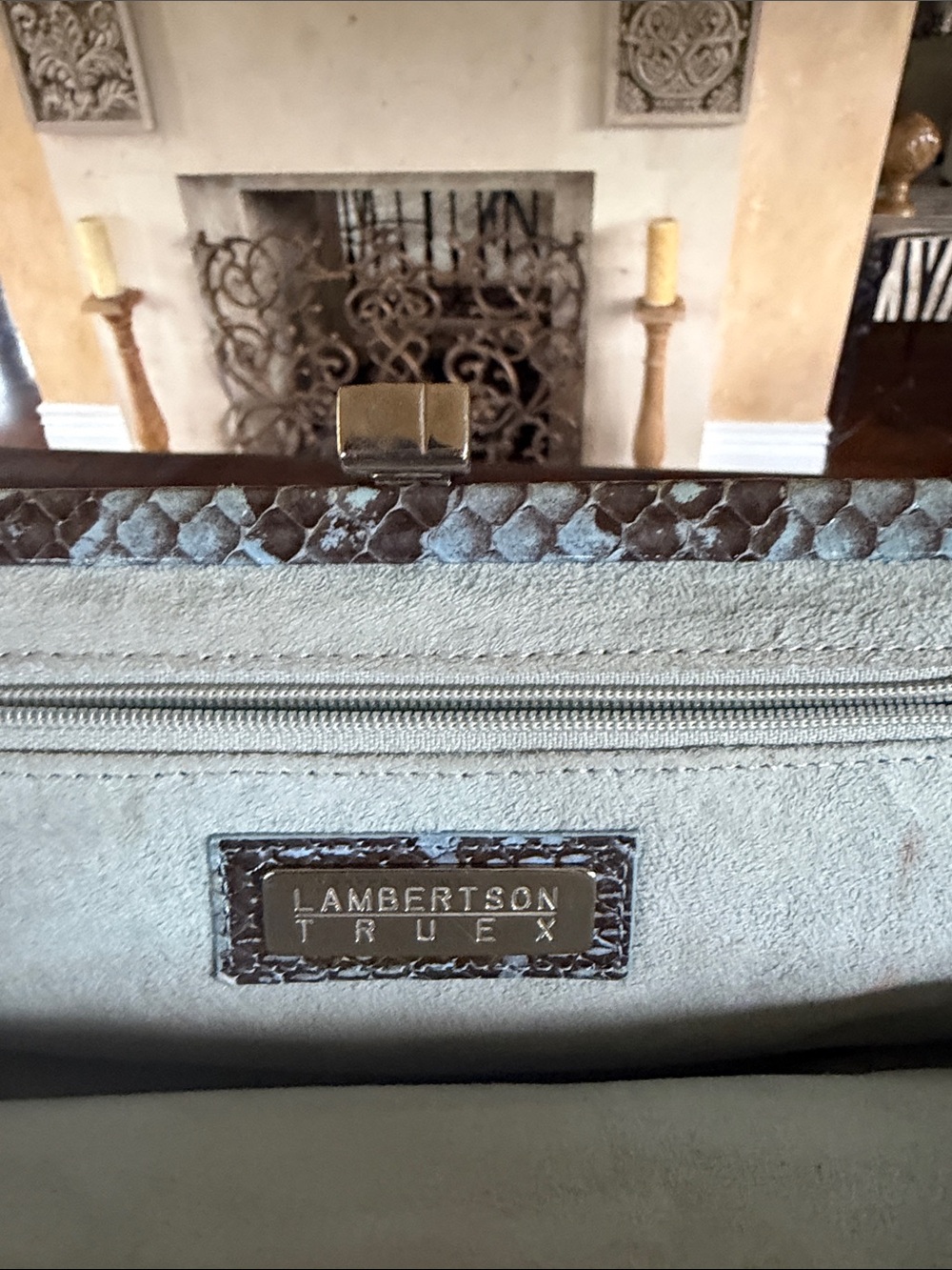 Neutral Snakeskin-Texture Evening Clutch - Women's GENUINE SNAKE - Picture 2 of 5